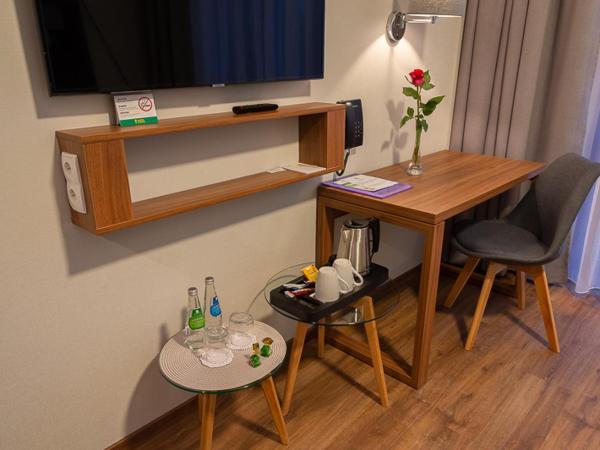 Hotel Topaz Poznań Centrum : photo 5 de la chambre chambre double deluxe avec terrasse