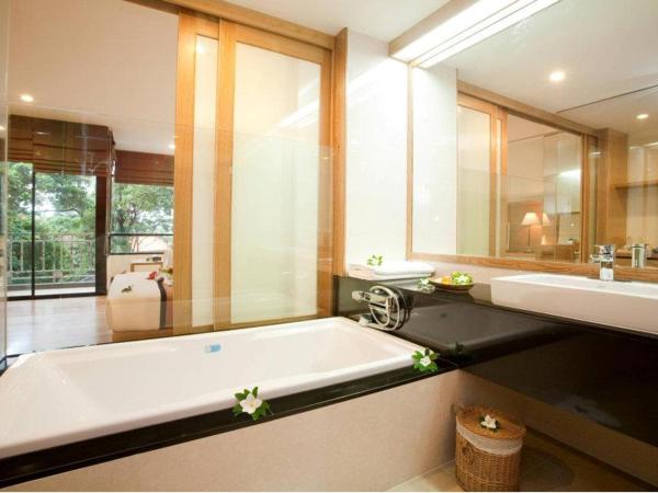 Chang Buri Resort & Spa : photo 3 de la chambre chambre deluxe côté mer avec baignoire