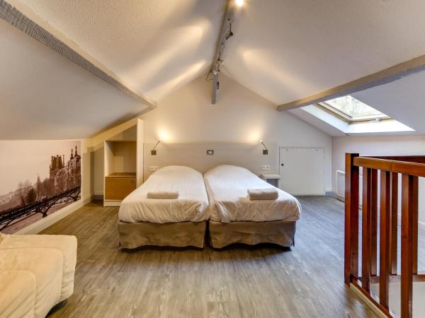 Kyriad Paris 12 - Nation : photo 3 de la chambre chambre quadruple standard