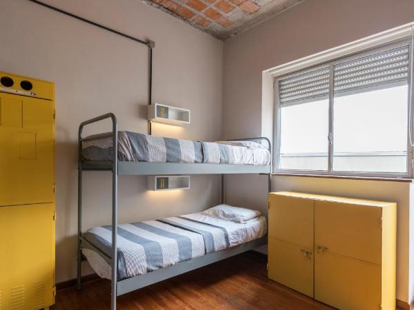 Puerto Limon Hostel : photo 3 de la chambre lit dans dortoir mixte de 8 lits 