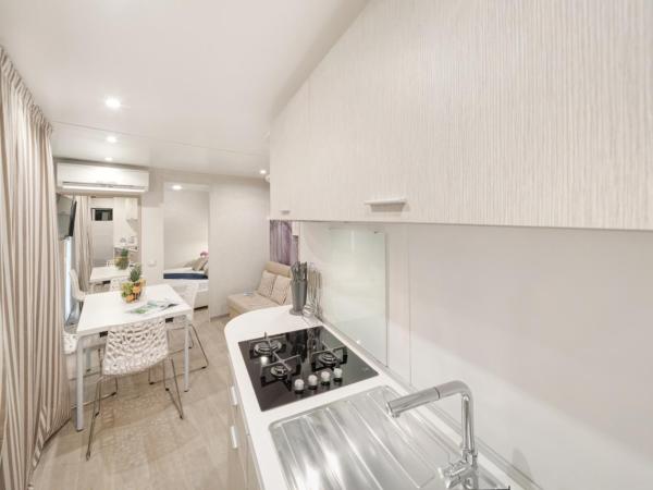 Valamar Camping Lanterna : photo 6 de la chambre mobile home 2 chambres premium