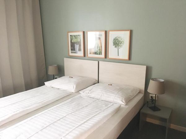 MAX Hotel Düsseldorf Self-Check-in : photo 7 de la chambre chambre double