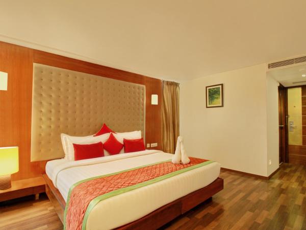 Monarch Luxur - Infantry Road : photo 6 de la chambre chambre double ou lits jumeaux club