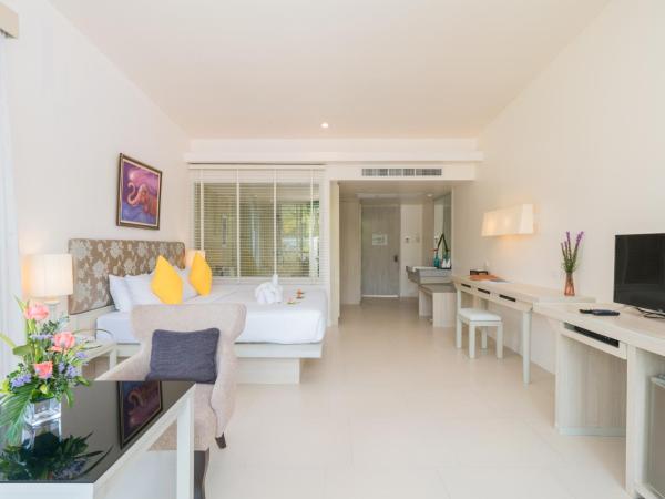 The Briza Beach Resort, Khao Lak SHA Extra Plus : photo 4 de la chambre grand hébergement deluxe avec jardin 