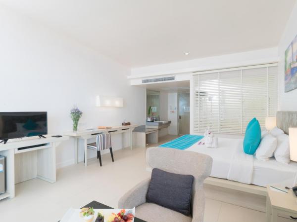 The Briza Beach Resort, Khao Lak SHA Extra Plus : photo 2 de la chambre grande chambre double de luxe - front de mer