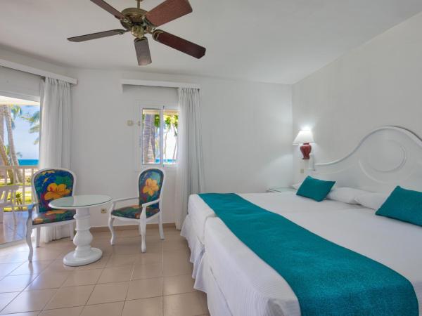 Playabachata : photo 1 de la chambre chambre double supérieure avec vue sur la mer (2 adultes)