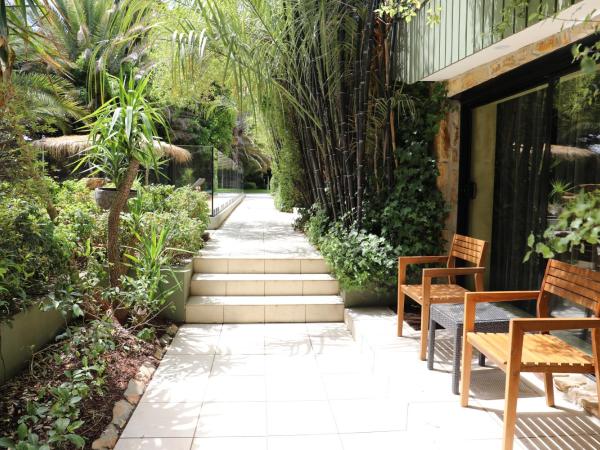 Jamala Wildlife Lodge : photo 4 de la chambre meerkat room