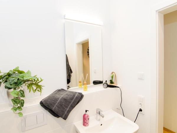 Aparthotel my room - Messe Munich : photo 7 de la chambre appartement avec balcon