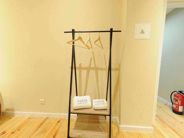 Naya-Downtown Guesthouse : photo 6 de la chambre chambre triple supérieure