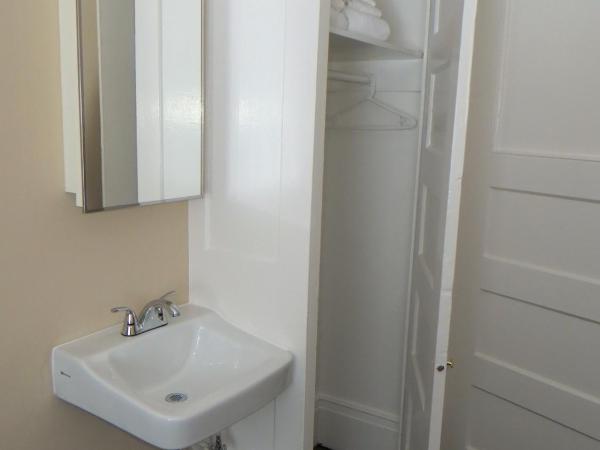 Hotel North Beach : photo 4 de la chambre chambre standard avec salle de bains commune