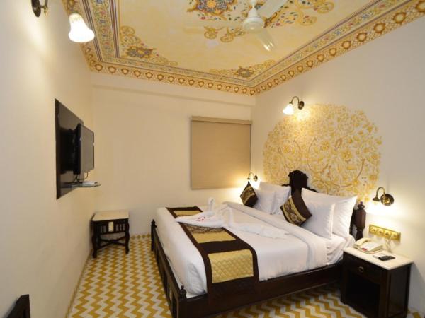 Nirbana Palace - A Heritage Hotel and Spa : photo 1 de la chambre chambre supérieure