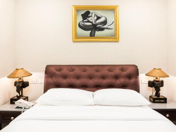 The Ambiance Hotel : photo 3 de la chambre chambre standard lit queen-size