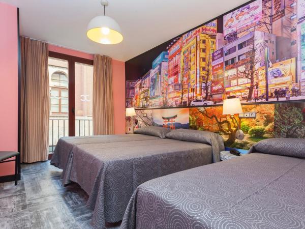 Jc Rooms Jardines : photo 8 de la chambre chambre triple deluxe