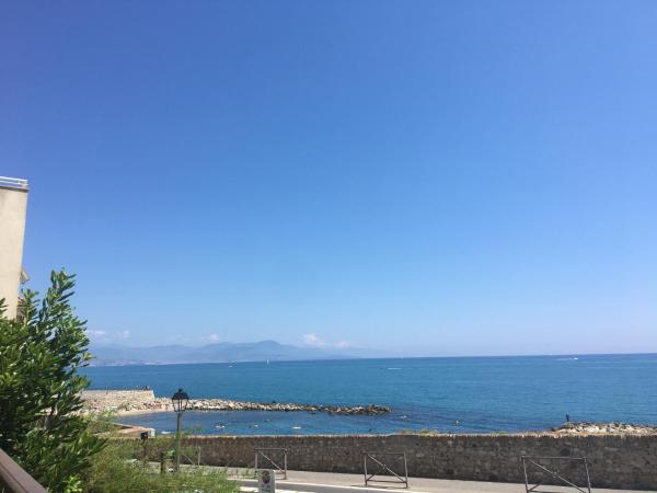 La Maisonette Antibes : photo 5 de la chambre bungalow - vue sur mer