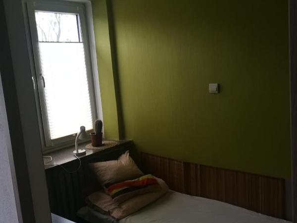 Hostel Tolek : photo 2 de la chambre chambre quadruple avec salle de bains privative