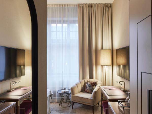 Bank Hotel, a Member of Small Luxury Hotels : photo 2 de la chambre hébergement classique Élégant