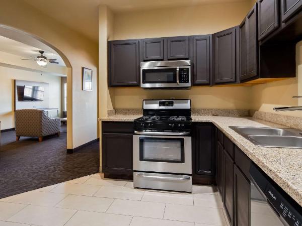 Best Western Plus Hill Country Suites - San Antonio : photo 2 de la chambre two-bedroom apartment - non smoking