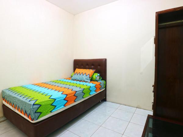 Premium Senen Guesthouse - Female Only : photo 1 de la chambre chambre simple