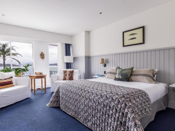 Watsons Bay Boutique Hotel : photo 4 de la chambre chambre lit king-size - vue sur port