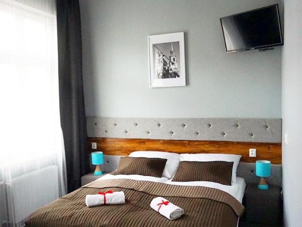 Expolis Residence - City Center MTP TARGI - 24h #betterthanyourEX : photo 4 de la chambre chambre double ou lits jumeaux confort