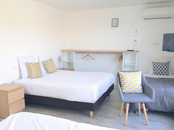 Hotel Sable Et Soleil - Port, Plage et spa : photo 2 de la chambre chambre familiale avec terrasse 