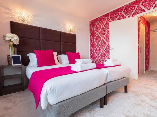 Madame Vacances - Hôtel Courchevel Olympic : photo 3 de la chambre chambre double/lits jumeaux supérieure