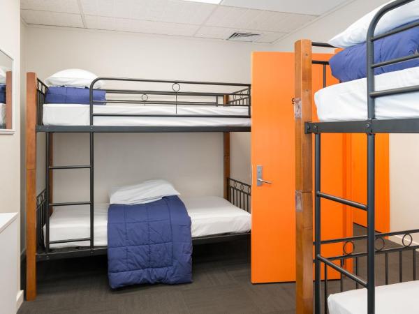 Trek Global Backpackers : photo 4 de la chambre dortoir 4 lits