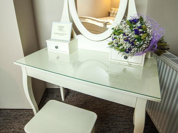 WILLA IZBICA KARPACZ : photo 3 de la chambre chambre triple avec baignoire