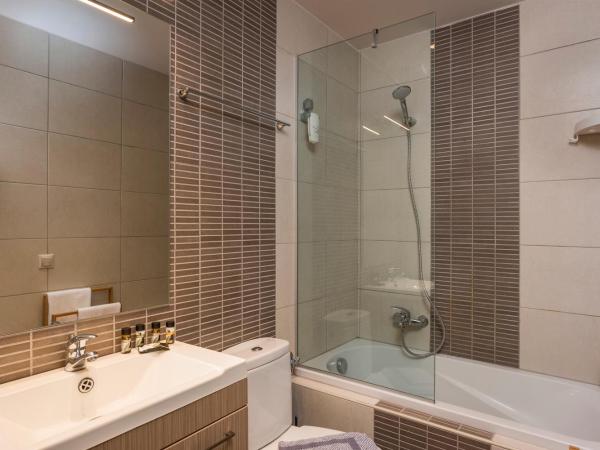 Trianon Luxury Apartments & Suites : photo 10 de la chambre appartement 1 chambre standard