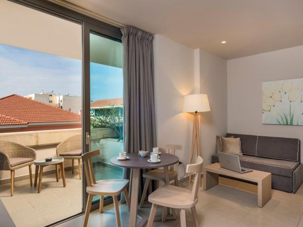 Trianon Luxury Apartments & Suites : photo 5 de la chambre appartement 1 chambre standard