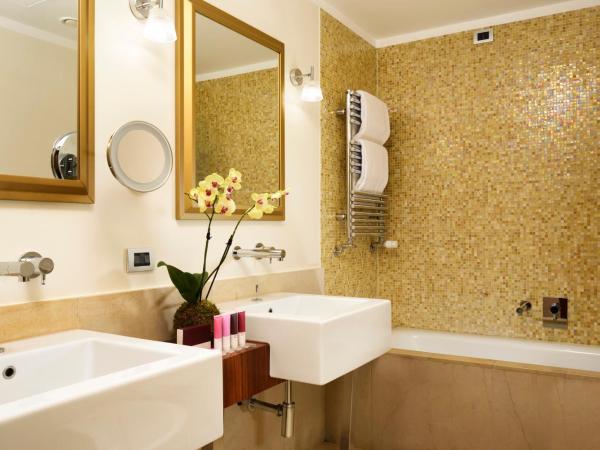 Enterprise Hotel Design & Boutique : photo 5 de la chambre suite avec accès au spa