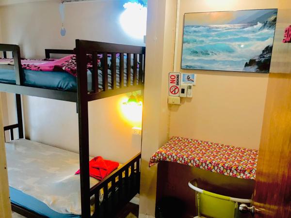 Pailin Guest House : photo 5 de la chambre chambre lits jumeaux Économique
