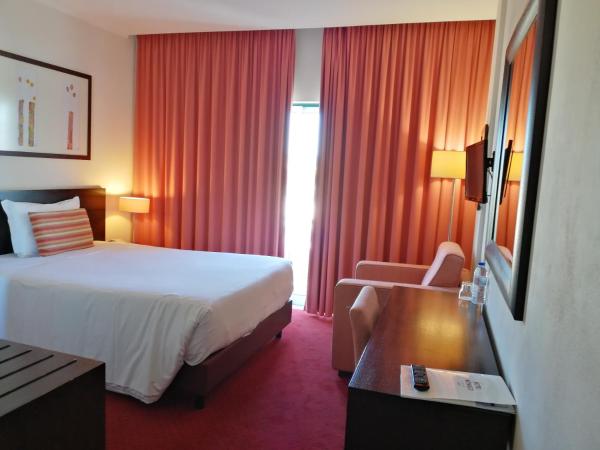 Hotel Monaco : photo 3 de la chambre chambre simple