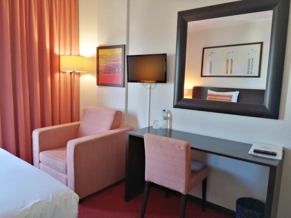 Hotel Monaco : photo 4 de la chambre chambre simple