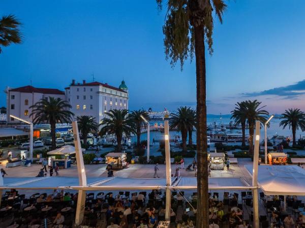 Guest House Imperial : photo 4 de la chambre chambre double deluxe - vue sur mer