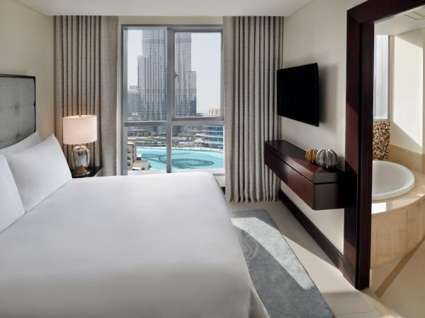 Address Downtown : photo 1 de la chambre résidence 2 chambres - balcon - vue burj khalifa et fontaine