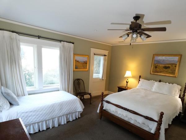 Arroyo Vista Inn : photo 2 de la chambre hébergement avec terrasse en chêne (# 1)