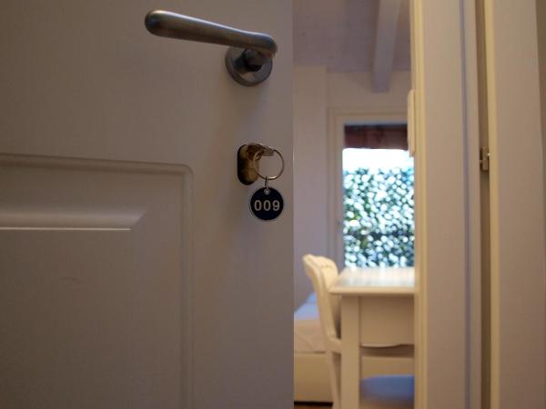 Cosmopolitan Central Rooms : photo 4 de la chambre petite chambre double