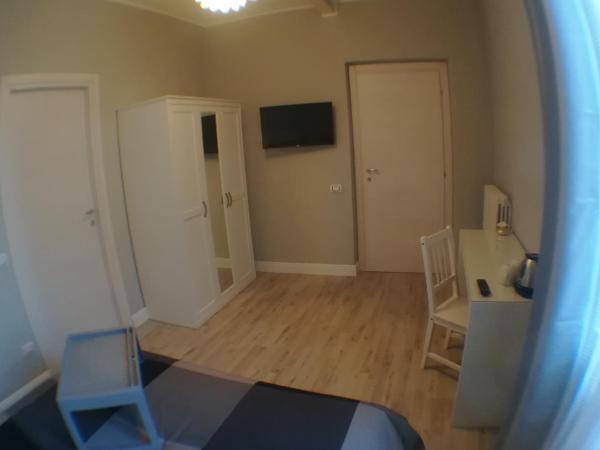 Bergamo Bassa : photo 7 de la chambre chambre double avec salle de bains privative