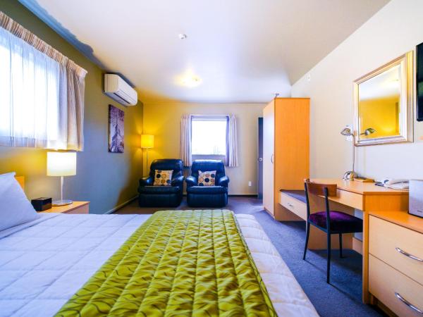 CentrePoint on Colombo : photo 2 de la chambre studio supérieur avec baignoire spa