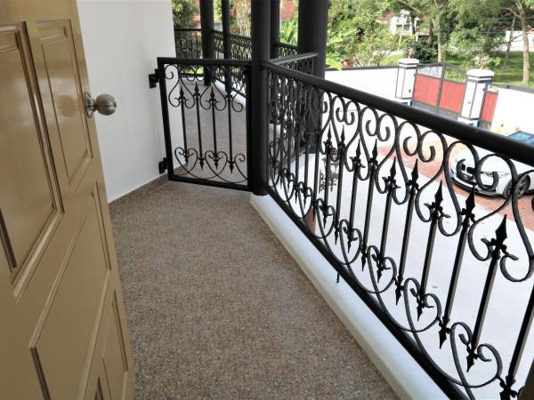 The Tudor : photo 3 de la chambre chambre double deluxe avec balcon