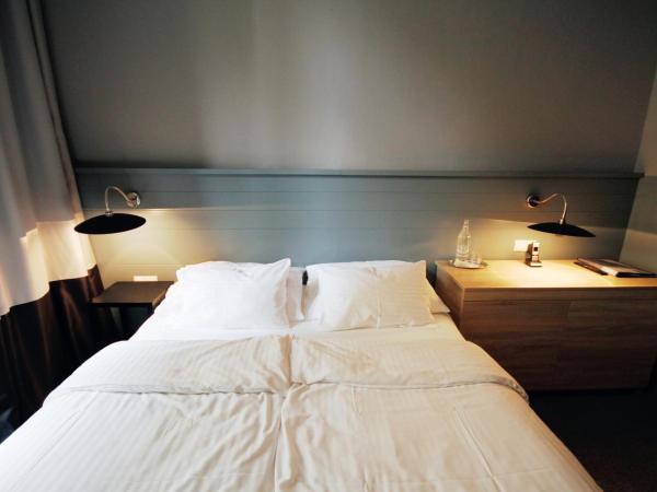 Saint SHERMIN bed breakfast & champagne : photo 3 de la chambre chambre double