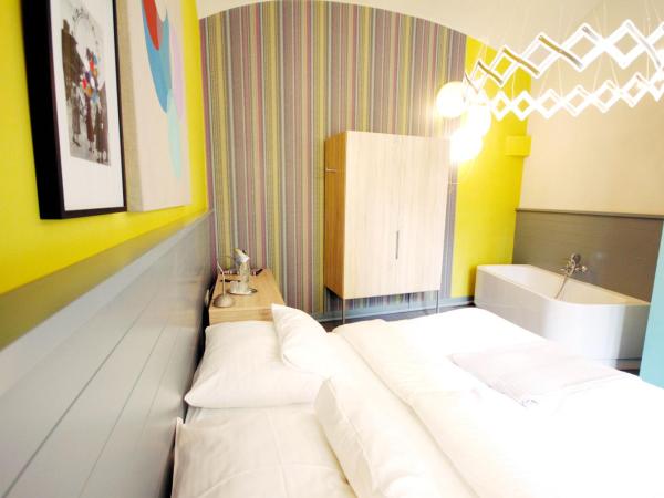 Saint SHERMIN bed breakfast & champagne : photo 5 de la chambre chambre double