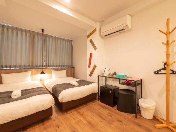 Yeah Room Namba : photo 6 de la chambre chambre lits jumeaux avec salle de bains privative