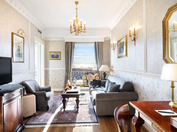 Mediterranean Palace : photo 3 de la chambre suite supérieure