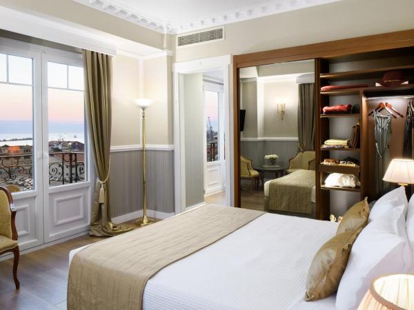 Mediterranean Palace : photo 9 de la chambre sea view premium suite