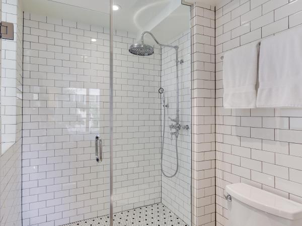 The Plymouth South Beach : photo 4 de la chambre pool view double room with juliette balcony