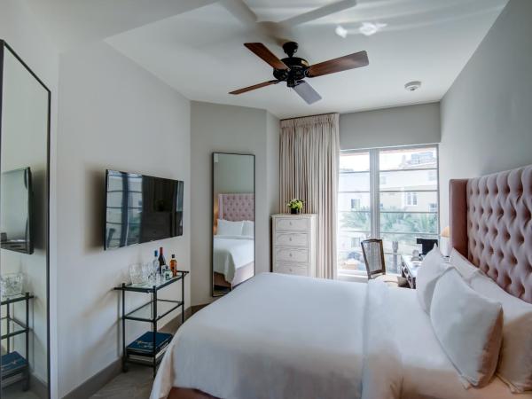 The Plymouth South Beach : photo 1 de la chambre chambre avec lit queen-size