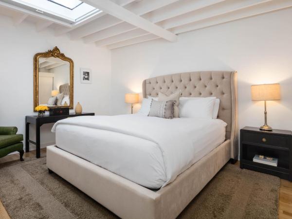 The Charlie West Hollywood : photo 9 de la chambre suite de luxe lit king-size 1 chambre