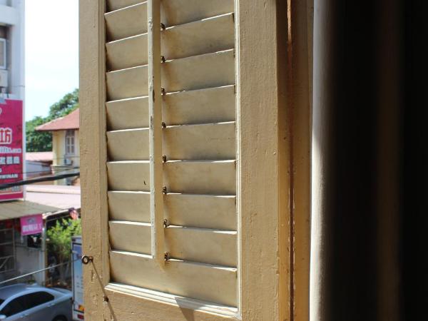 Old Penang Hotel - Trang Road : photo 2 de la chambre chambre double avec salle de bains commune